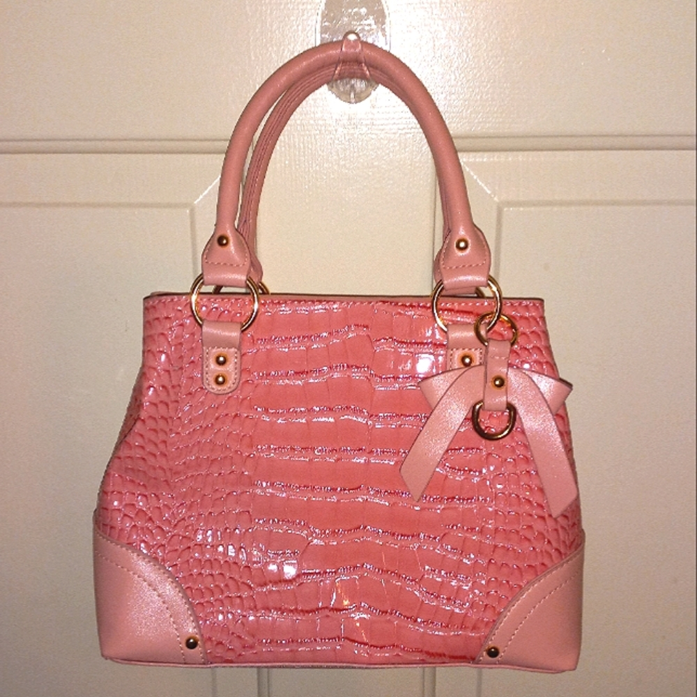 Imoshion Pink Croc-Embossed Tote